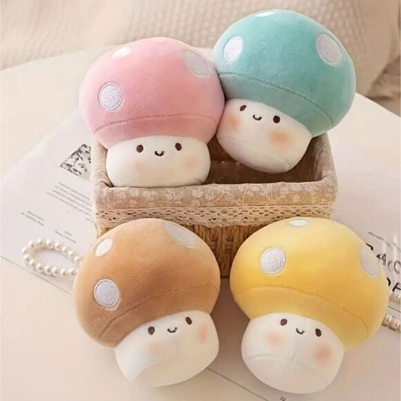 Pink Cap mushroom plush keychain pearl handle gift accessory decor - Picture 5 of 7